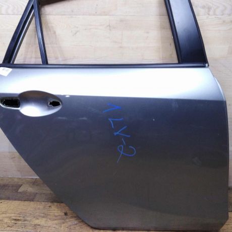 dver-zadniaia-pravaia-mazda-3-bl-xetcbek-art-43903-big-2