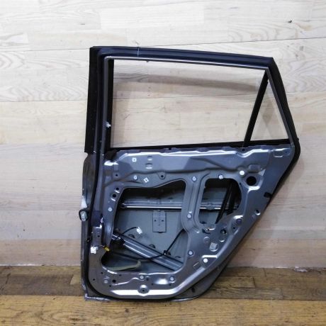 dver-zadniaia-pravaia-mazda-3-bl-xetcbek-art-43903-big-4