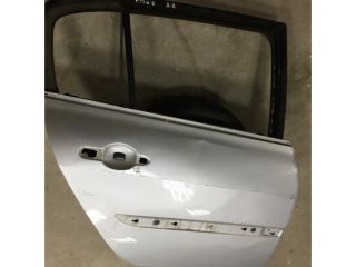 dver-zadniaia-pravaia-sedan-renault-megane-2-art-45195