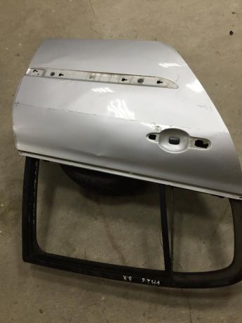 dver-zadniaia-pravaia-sedan-renault-megane-2-art-45195-big-7