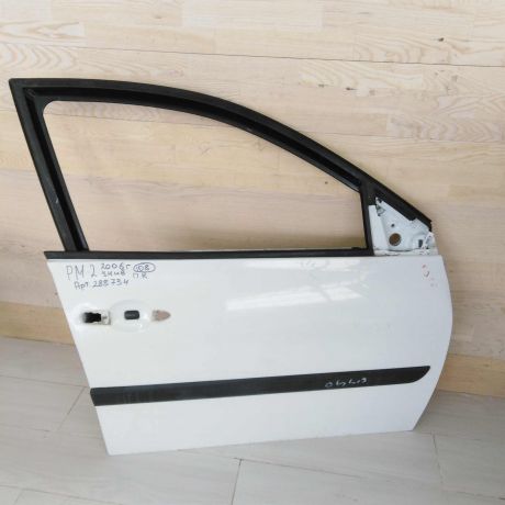 dver-peredniaia-pravaia-renault-megane-2-art-45290-big-0