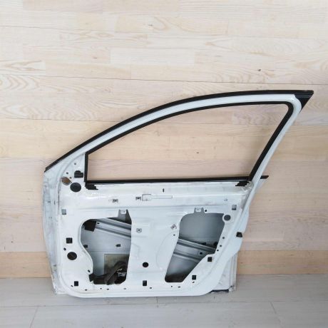 dver-peredniaia-pravaia-renault-megane-2-art-45290-big-5