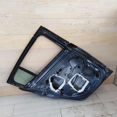 dver-zadniaia-levaia-renault-megane-iii-xetcbek-art-46005-big-3