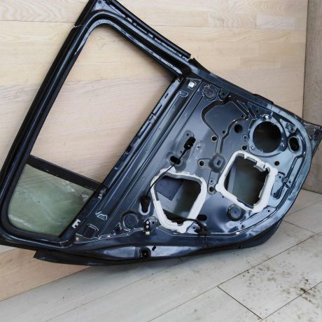 dver-zadniaia-levaia-renault-megane-iii-xetcbek-art-46005-big-1