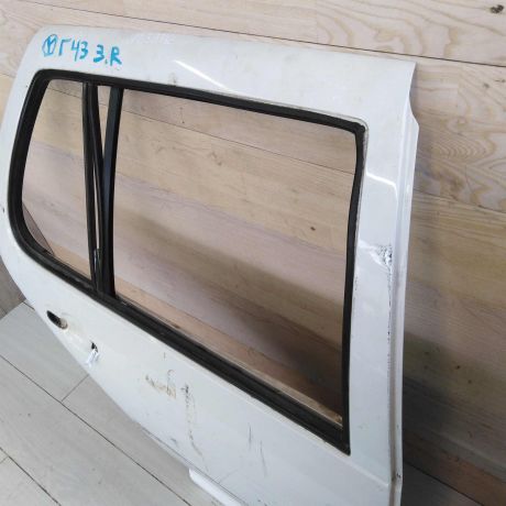 dver-zadniaia-pravaia-volkswagen-golf-4-art-46557-big-2