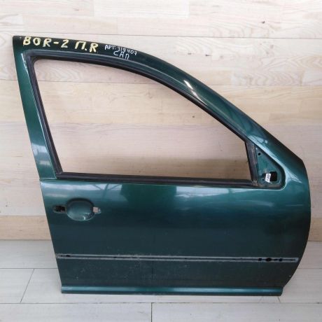 dver-peredniaia-pravaia-volkswagen-golf-4-volkswagen-bora-volkswagen-jetta-4-art-46559-big-0