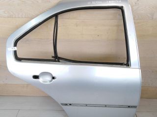 dver-zadniaia-pravaia-volkswagen-bora-volkswagen-jetta-4-art-46595