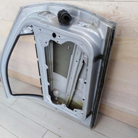 dver-peredniaia-levaia-volkswagen-golf-4-volkswagen-bora-defekt-art-46620-big-4