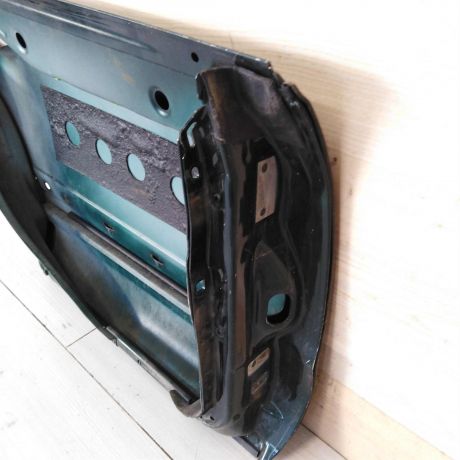 dver-zadniaia-levaia-audi-a8-d2-art-46634-big-6