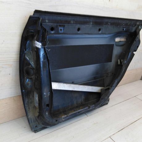 dver-zadniaia-pravaia-audi-a6-c5-do-rest-defekt-art-46856-big-4