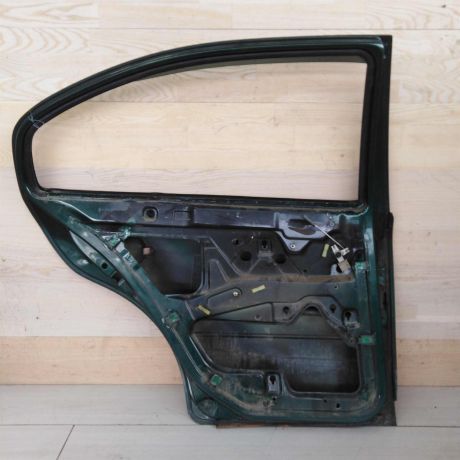 dver-zadniaia-levaia-skoda-octavia-tour-art-47064-big-6