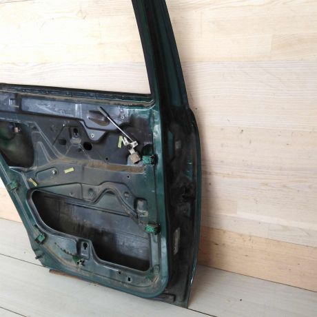 dver-zadniaia-levaia-skoda-octavia-tour-art-47064-big-7