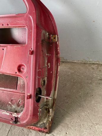 dver-peredniaia-leva-volkswagen-golf-2-art-47505-big-8