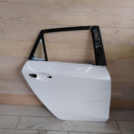 dver-zadniaia-pravaia-xetcbek-mazda-3-bl-art-48366-big-0