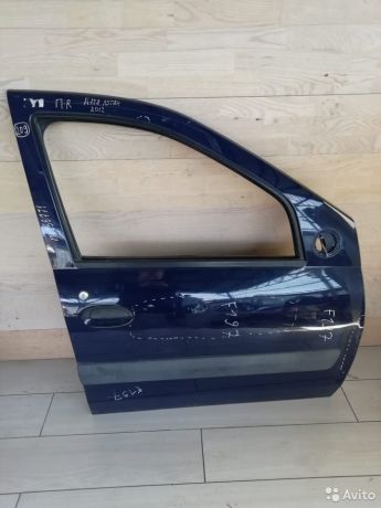 dver-peredniaia-pravaia-lada-largus-vmiatiny-art-49913-big-0