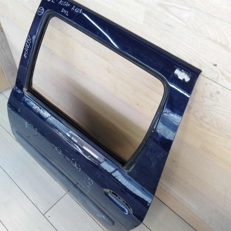 dver-zadniaia-levaia-lada-largus-defekt-vmiatiny-art-49997-big-5