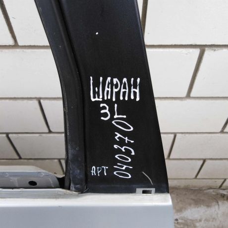 dver-zadniaia-levaia-volkswagen-sharan-defekt-art-51551-big-1