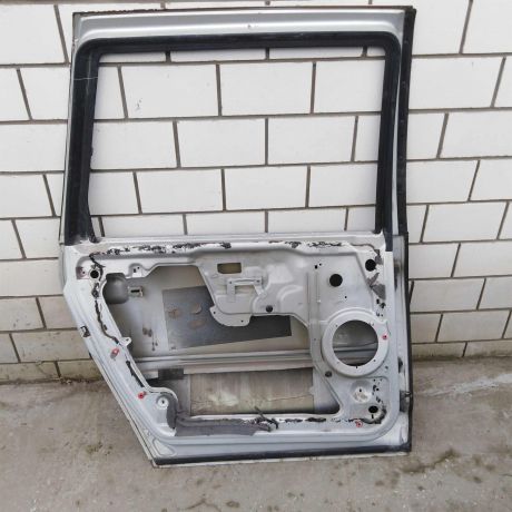 dver-zadniaia-levaia-volkswagen-sharan-defekt-art-51551-big-3