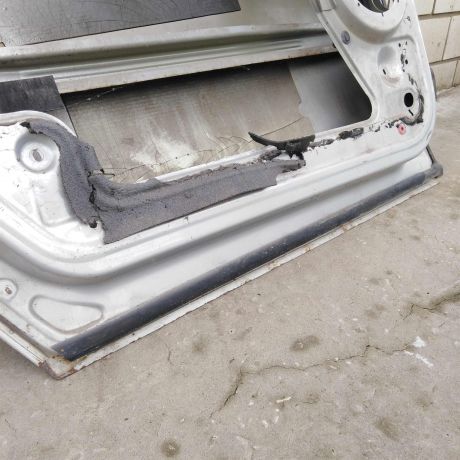 dver-zadniaia-levaia-volkswagen-sharan-defekt-art-51551-big-4