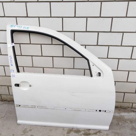 dver-pravaia-kupe-volkswagen-golf-4-defekt-art-51639-big-0