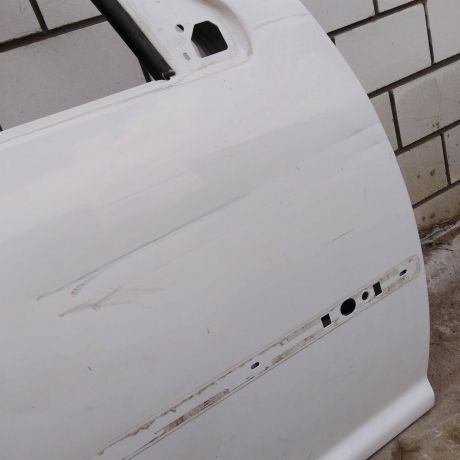 dver-pravaia-kupe-volkswagen-golf-4-defekt-art-51639-big-2