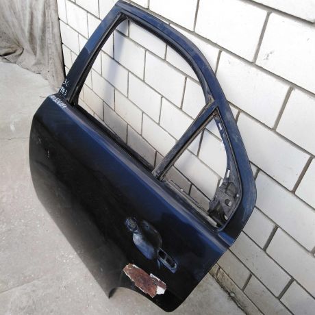 dver-zadniaia-levaia-ford-mondeo-3-sedan-defekt-art-51677-big-4