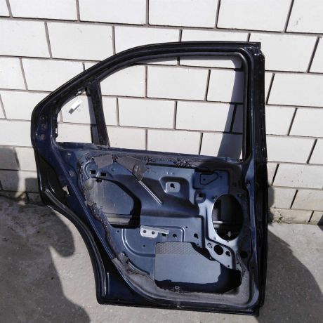 dver-zadniaia-levaia-ford-mondeo-3-sedan-defekt-art-51677-big-7