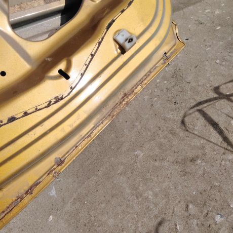 dver-zadniaia-levaia-ford-focus-1-universal-defekt-art-51686-big-8