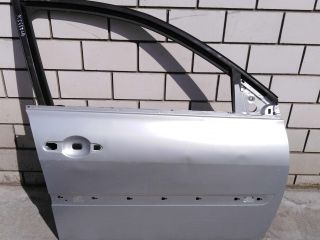 dver-peredniaia-pravaia-renault-megane-2-defekt-art-51762