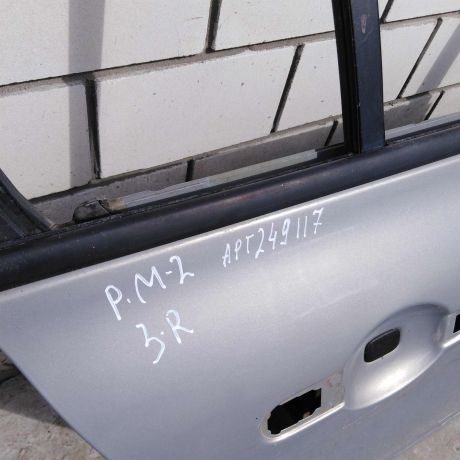 dver-zadniaia-pravaia-renault-megane-2-sedan-art-51809-big-1