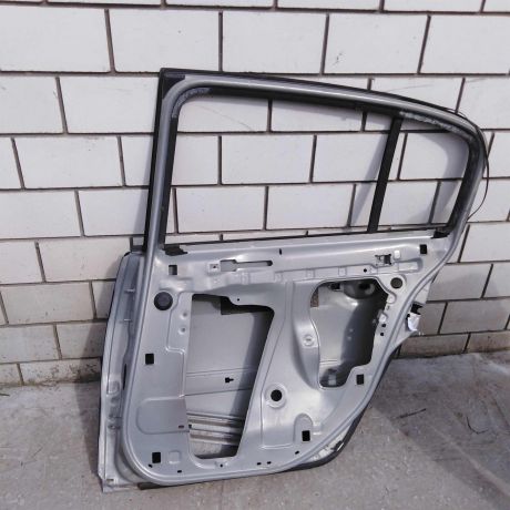 dver-zadniaia-pravaia-renault-megane-2-sedan-art-51809-big-3