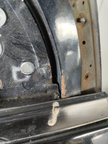 dver-peredniaia-pravaia-mitsubishi-lancer-9-spaklevka-art-52363-big-8