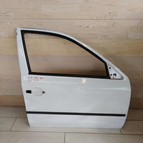 dver-peredniaia-pravaia-skoda-octavia-tour-do-rest-art-52628-big-0