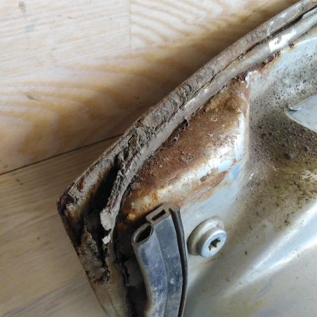 dver-peredniaia-pravaia-defekt-skoda-octavia-tour-do-rest-art-52880-big-2