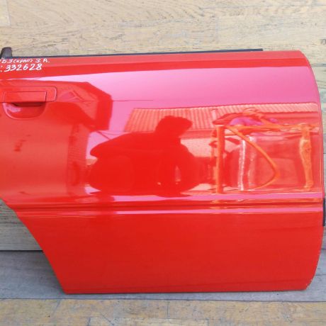 dver-zadniaia-pravaia-audi-80-b3-defekt-na-foto-art-53108-big-7