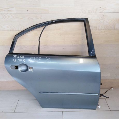 dver-zadniaia-pravaia-xetcbek-mazda-6-gg-defekt-art-54212-big-0