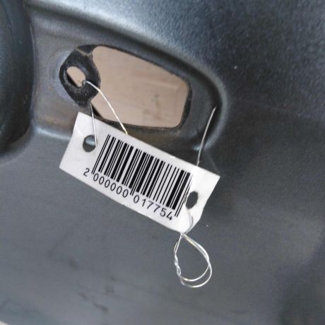 dver-zadniaia-pravaia-xetcbek-mazda-6-gg-defekt-art-54212-big-3