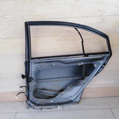 dver-zadniaia-pravaia-xetcbek-mazda-6-gg-defekt-art-54212-big-5