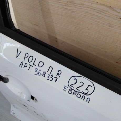 dver-peredniaia-pravaia-volkswagen-polo-09-15gr-evropeiskaia-sborka-art-54898-big-5