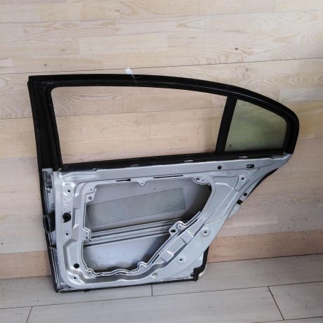 dver-zadniaia-pravaia-skoda-superb-2002-gv-art-55322-big-4