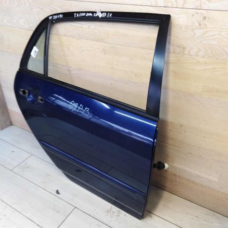 dver-zadniaia-pravaia-toyota-corolla-ix-e120-e130-e12-xetcbek-art-56374-big-3