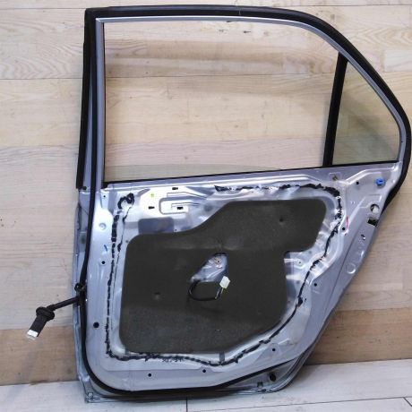 dver-zadniaia-pravaia-mitsubishi-lancer-9-zamok-steklo-steklopodieemnik-rucka-sedan-art-56525-big-1