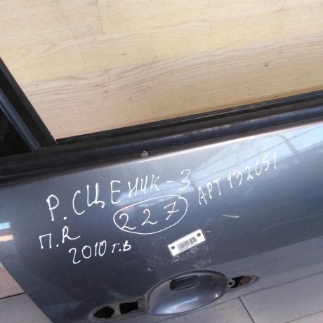 dver-peredniaia-pravaia-renault-grand-scenic-3-art-57262-big-6