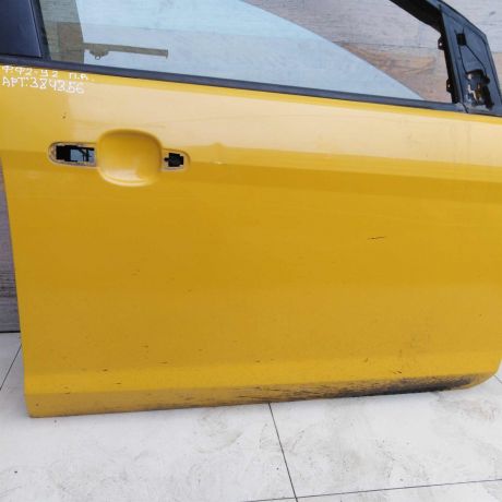 dver-peredniaia-pravaia-ford-focus-2-universal-rest-art-57417-big-1