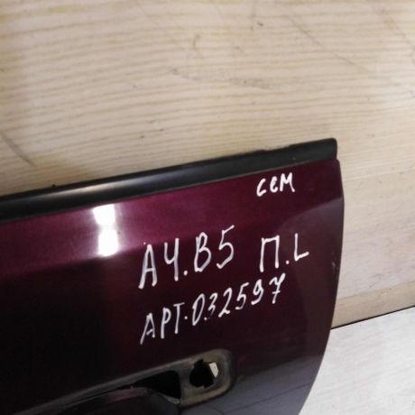 dver-peredniaia-levaia-audi-a4-b5-art-59040-big-1