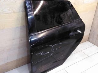 dver-zadniaia-levaia-ford-focus-3-xetcbek-sedan-defekt-art-60213