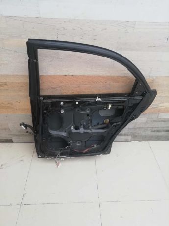 dver-zadniaia-pravaia-mazda-millenia-rest-art-60767-big-4