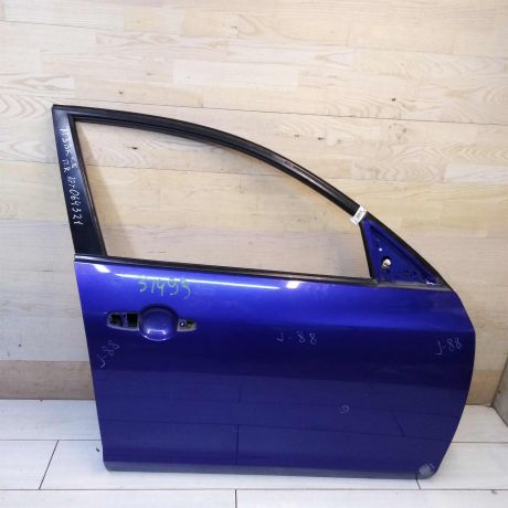 dver-peredniaia-pravaia-mazda-3-bk-xetcbek-art-61045-big-0