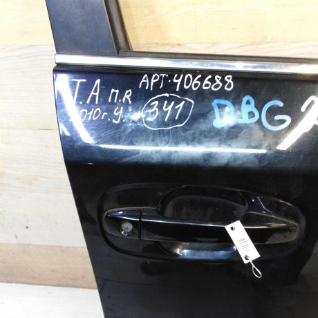 dver-peredniaia-pravaia-toyota-avensis-iii-t27-art-62194-big-4