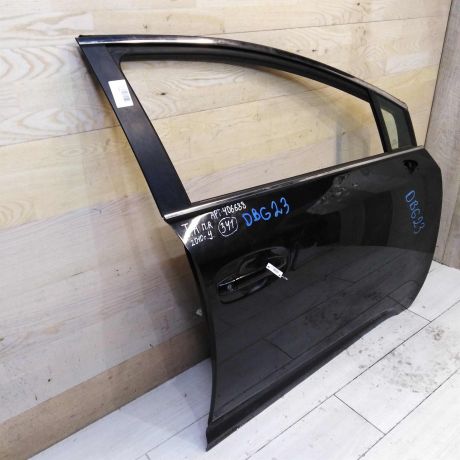 dver-peredniaia-pravaia-toyota-avensis-iii-t27-art-62194-big-6